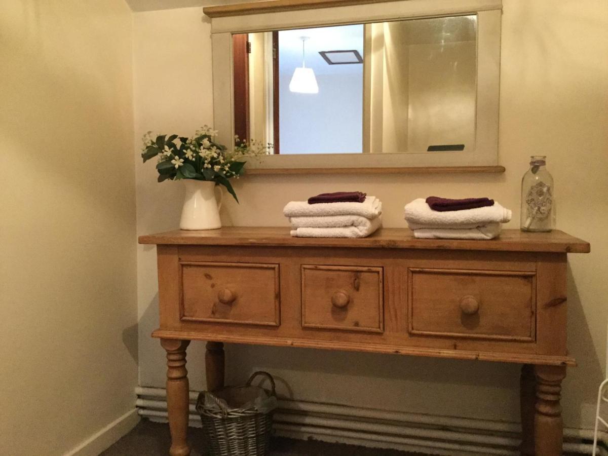 Cosy Rural Cottage Peak District, Pets Welcome Hollinsclough Екстериор снимка